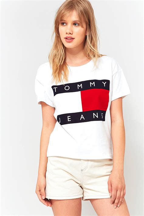 tommy hilfiger women t shirt.